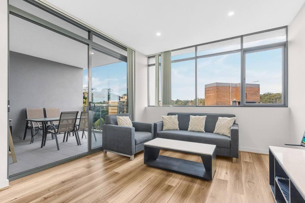 Two Bedroom Private Apartment In Lane Cove With Parking 悉尼 外观 照片